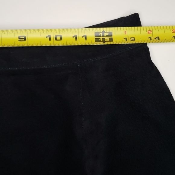 Vintage • black suede pencil skirt - Picture 5 of 7